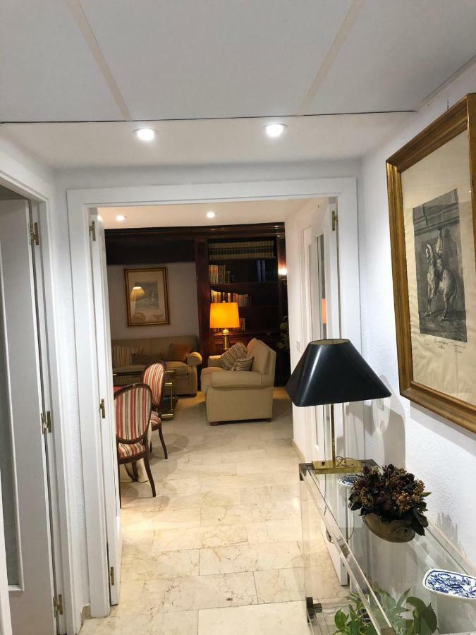 Alojamiento Ronda De Los Tejares Cordova Esterno foto