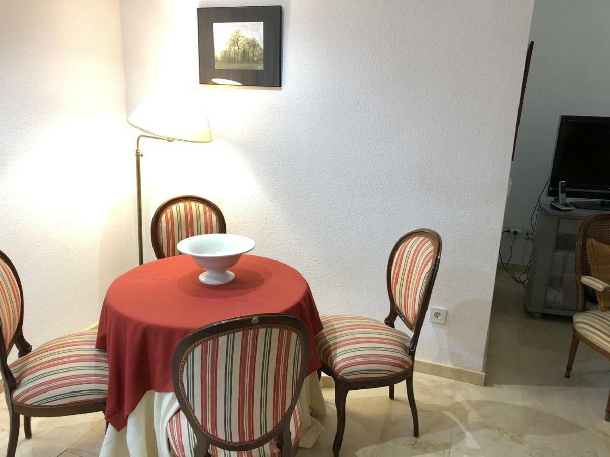 Alojamiento Ronda De Los Tejares Cordova Esterno foto